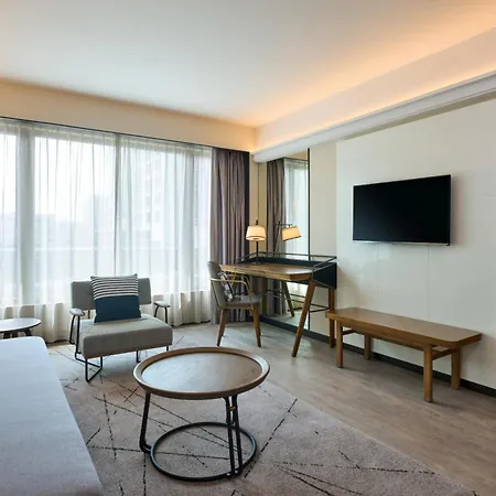 Sheraton Hong Kong Hotel & Towers-3